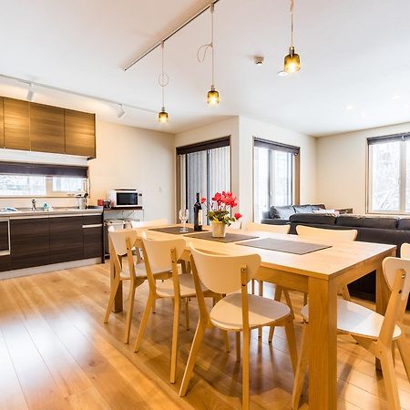 Kabayama Townhouses คุตชาน ภายนอก รูปภาพ