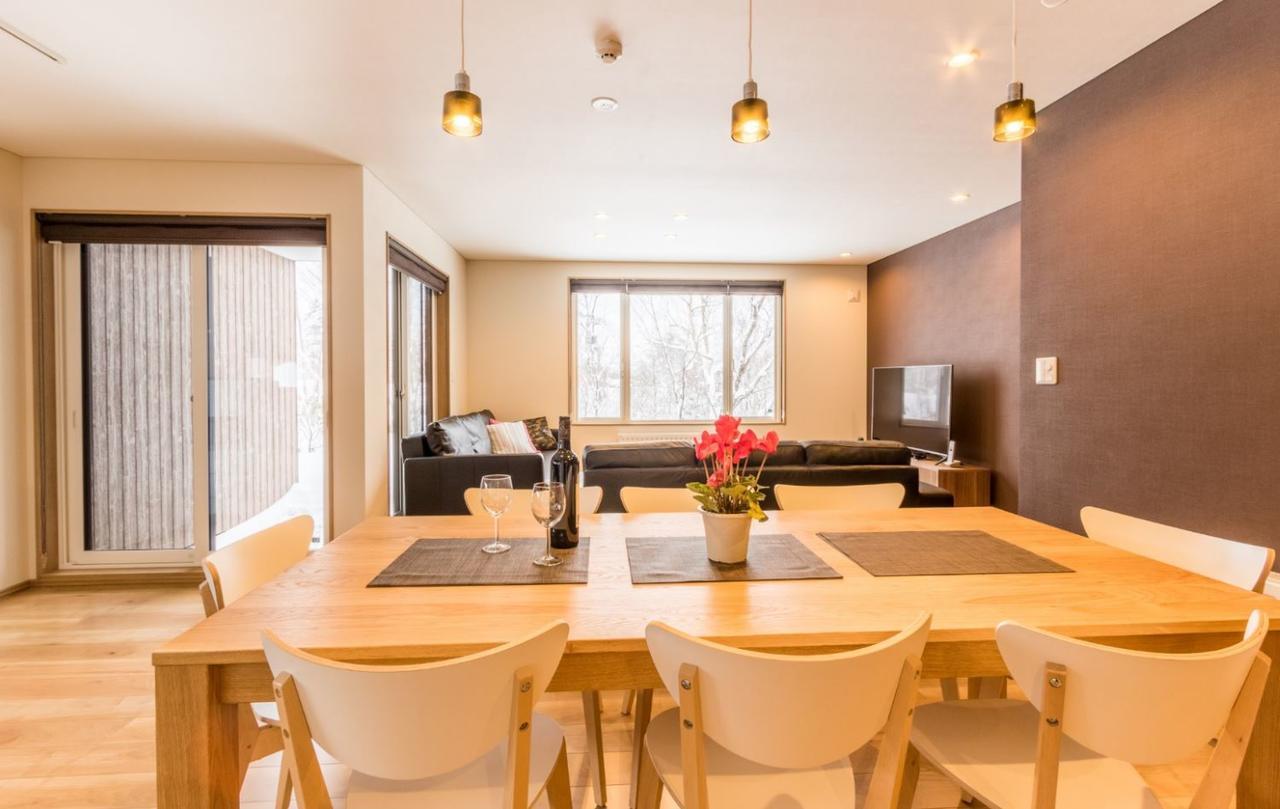 Kabayama Townhouses คุตชาน ภายนอก รูปภาพ